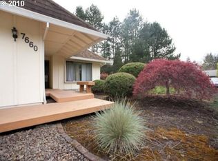 7660 SW Taylors Ferry Rd, Portland, OR 97223