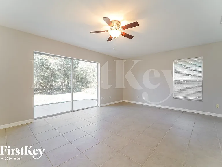 3863 Atwater Dr — Photo 3