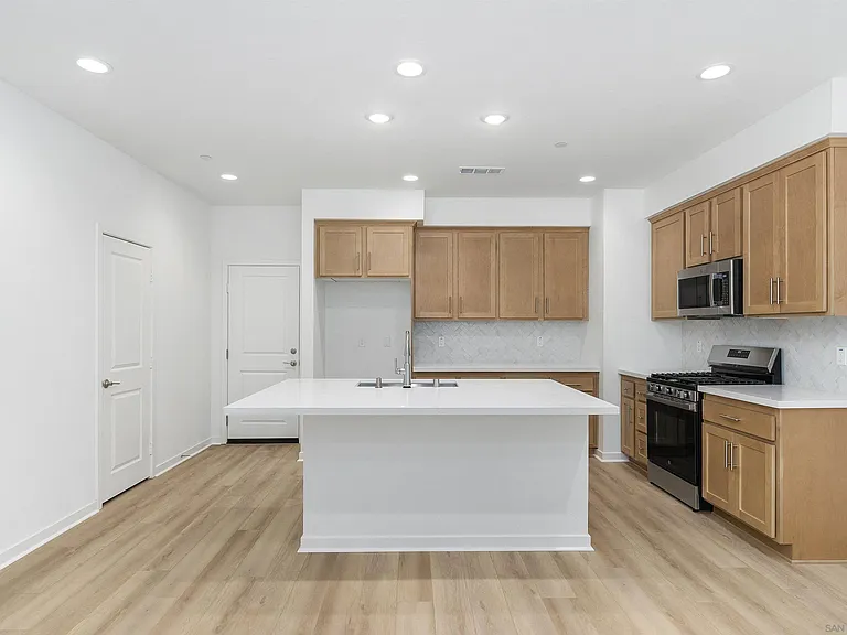 32336 Brunello Way — Photo 8
