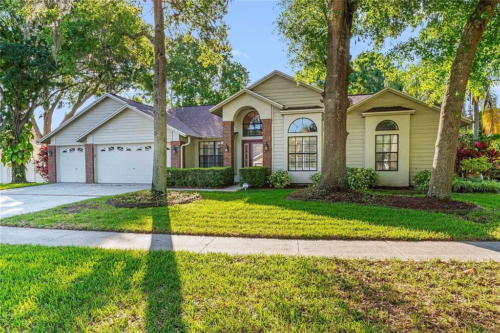 2305 Eagle Bluff Dr, Valrico, FL 33596 | Zillow