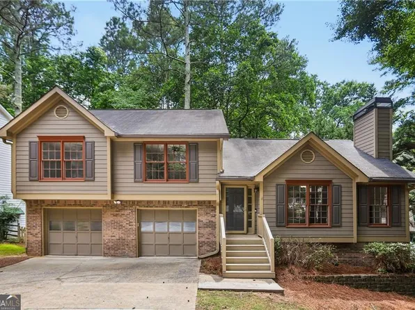3317 Hillside Dr, Powder Springs, GA 30127