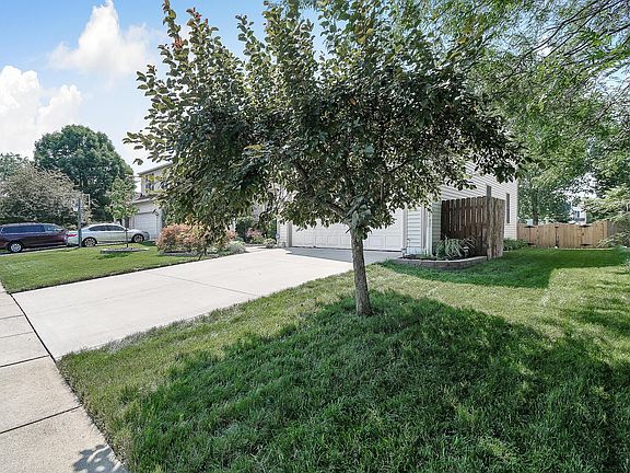 4th image of 5945 Groff Ct