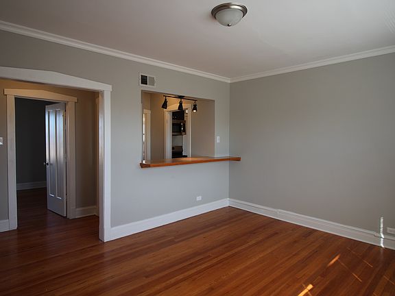 3rd image of 4406 W Belden St #1