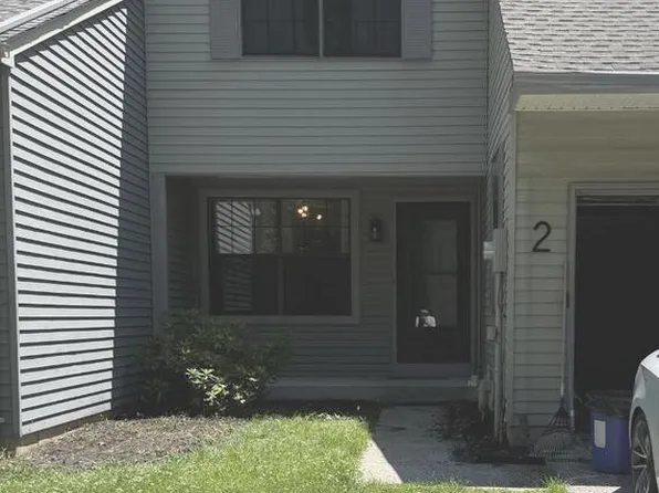 2 Crestwick Ct, Medford, NJ 08055