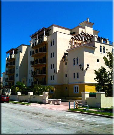 1st image of 322 Madeira Ave