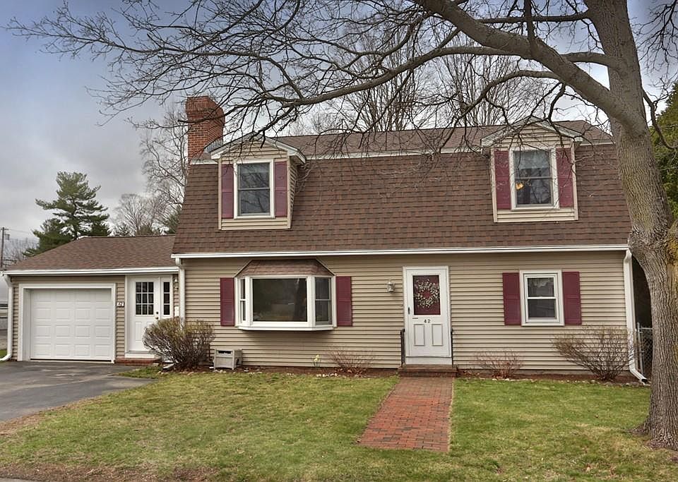 1st image of 42 Elmira Ave