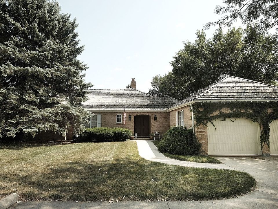 1st image of 510 N Briar Path