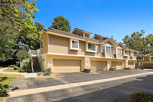 20755 E Crest Ln #D Photo 1