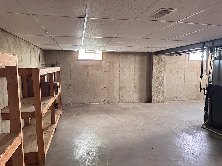 7361 Fields Ertel Rd — Photo 25
