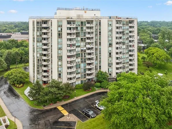 5080 Pinedale Ave #1105, Burlington, ON L7L 5V7