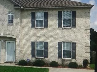 221-221 S Pointe Dr #B, Winterville, NC 28590