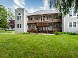 7374 N Shore Dr, South Haven, MI 49090