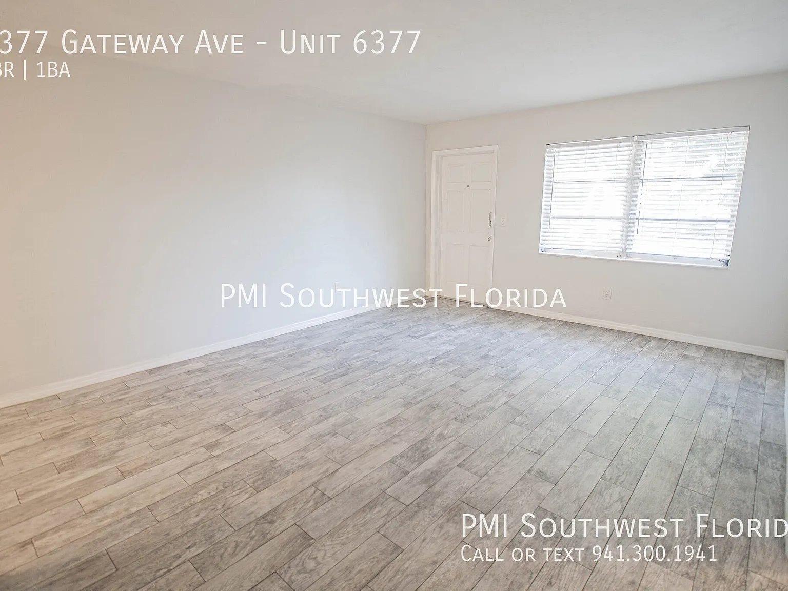 2/1 Condo Near Shopping and Entertainment in Gulf Gate! — Photo 3