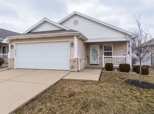 82 Astoria Way, Bloomington, IL