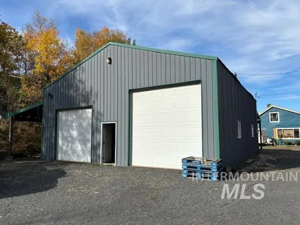910 E Main St, Kendrick, ID 83537