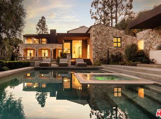 976 N Alpine Dr, Beverly Hills, CA 90210