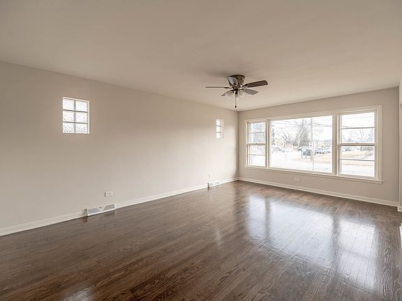 2nd image of 4356 N Sayre Ave