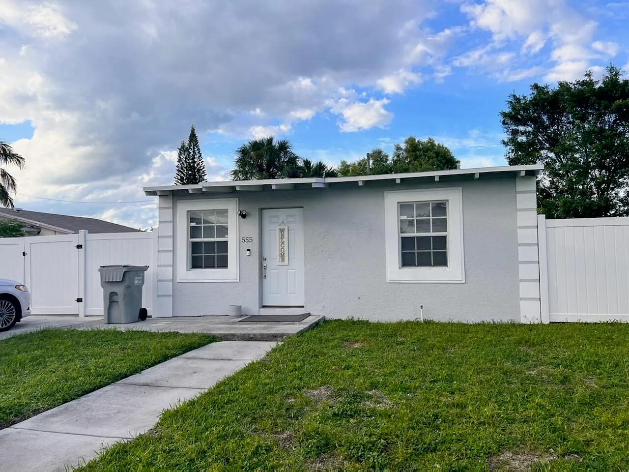2 bed, 1.0 bath, 576 sqft, $2,100 — Photo 1