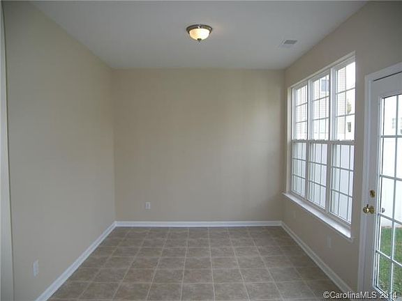 4th image of 7718 Abigail Glen Dr #7718