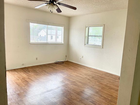 3rd image of 100 W Avenue A
