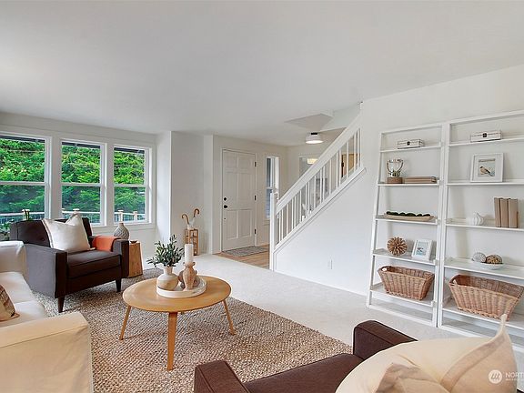 4th image of 4826 242nd Avenue SE