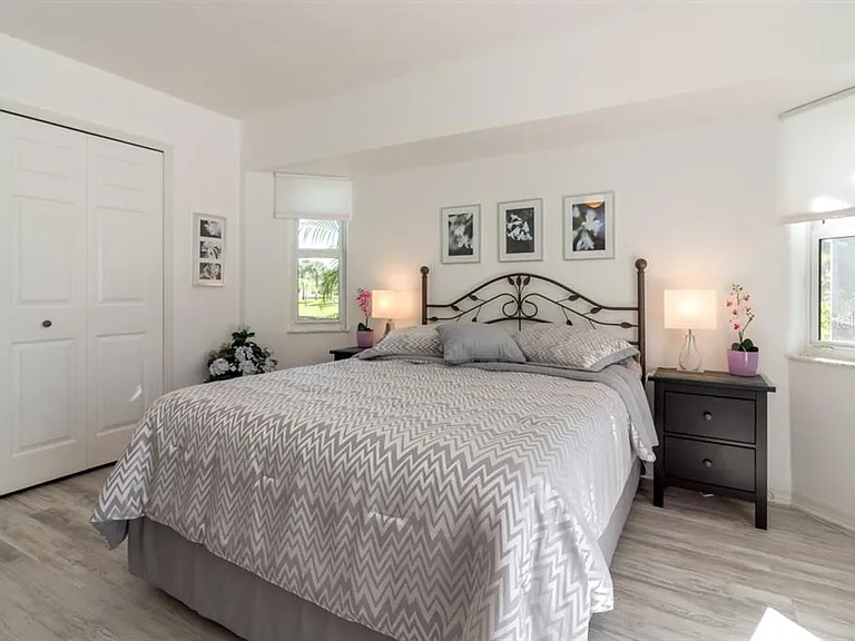 26 Long Meadow Ln — Photo 25