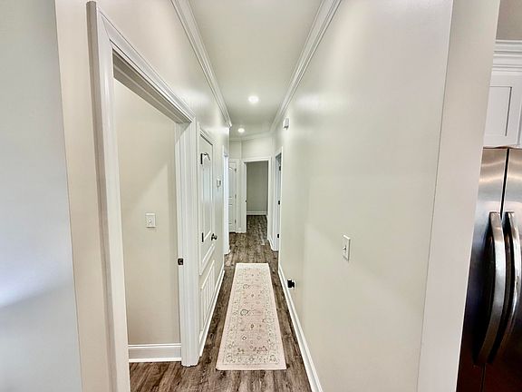 5th image of 167 Willowbrook Dr