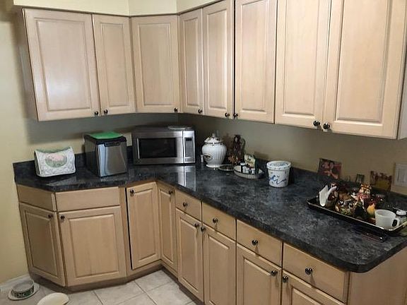 5th image of 8962 Lakewood Dr