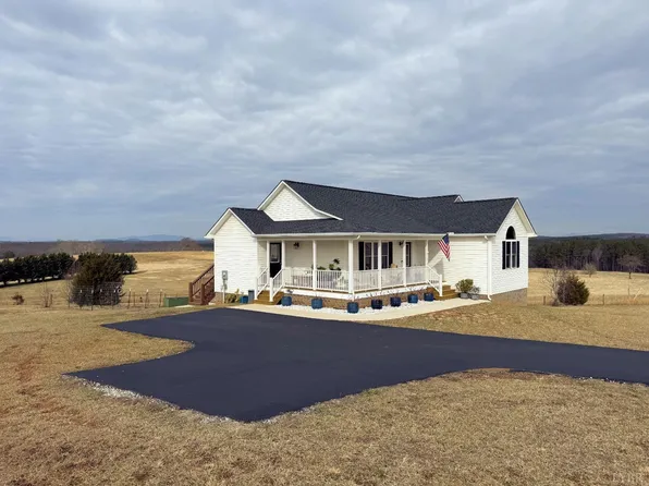 1273 N Creek Rd, Appomattox, VA 24522