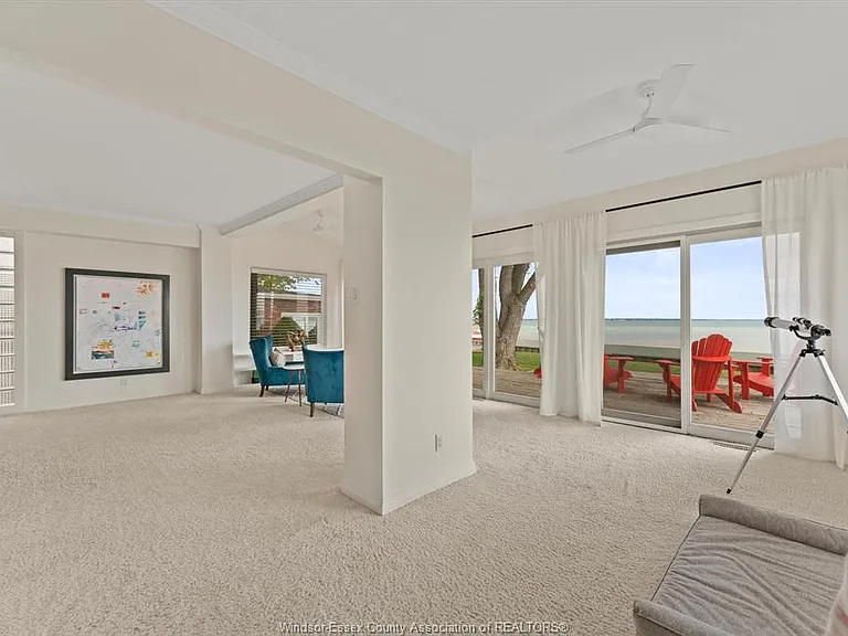 12746 Riverside Dr E — Photo 18