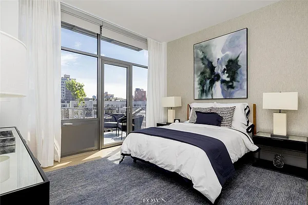 Sold by Compass | media 20