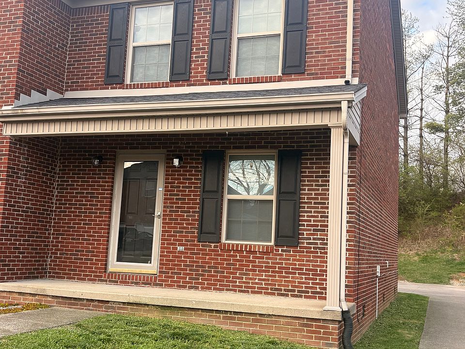 1st image of 1028 Blackwell Ct Unit A