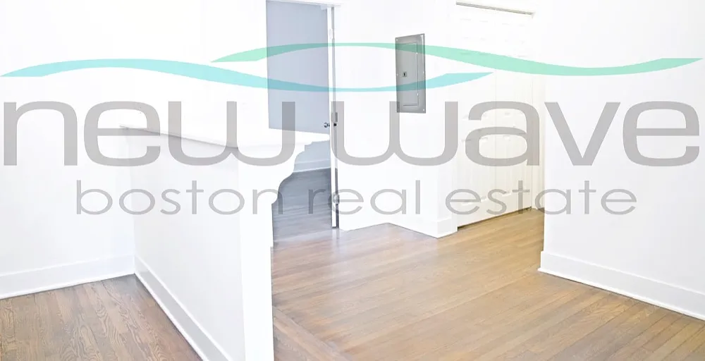 2 bed, 750 sqft, $3,800 — Photo 3