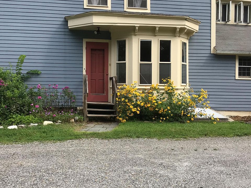 Middle main house