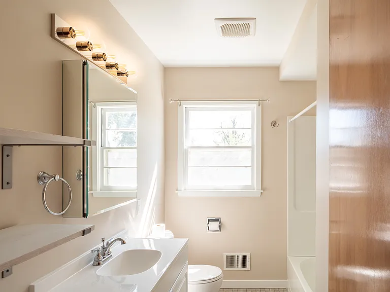 2750 Dalewood Ave SE — Photo 11