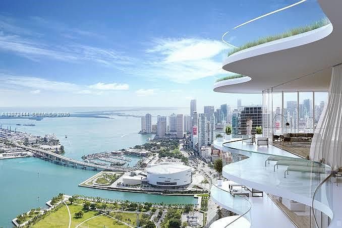 2nd image of 1400 Biscayne Blvd #1903