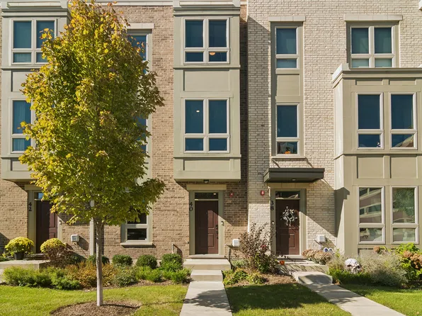 40 S Highland Ave, Arlington Heights, IL 60005