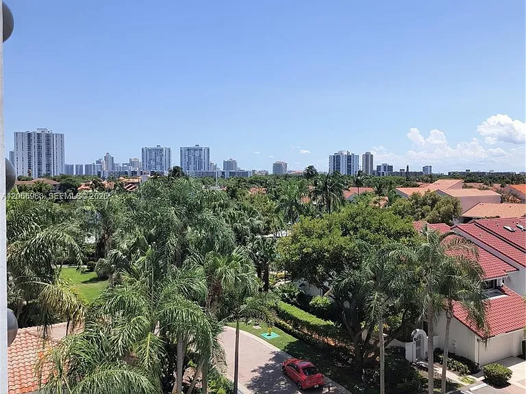 3610 Yacht Club Dr #514 — Photo 51
