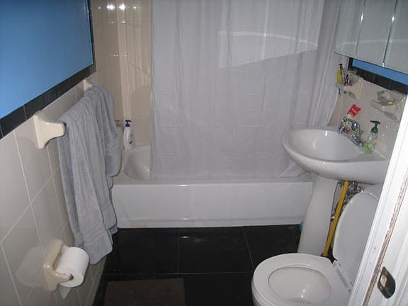 5th image of 14-43 28th Ave #2F