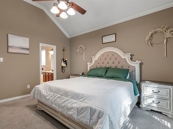 5th image of 8600 Corral Cir