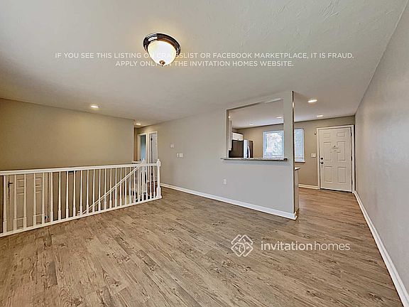 4th image of 15875 E Cornell Pl