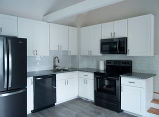 42 Hamilton St #2C, Everett, MA 02149