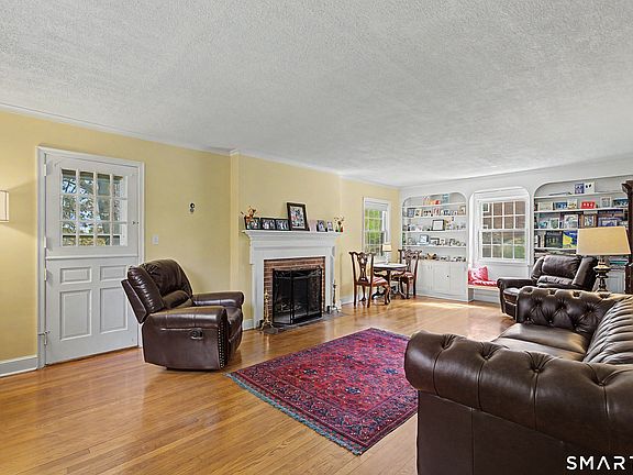 3rd image of 60 Briarcliff Road