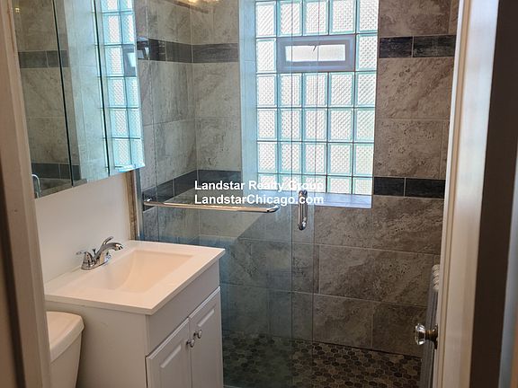 5th image of 4610 N Hermitage Ave APT 3W