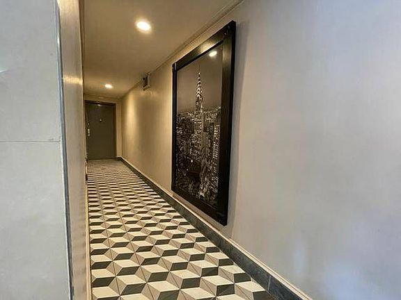 3rd image of 14017 84th Dr APT 6J