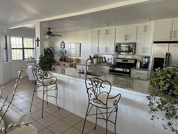 5th image of 3220 Canyon Point Ln