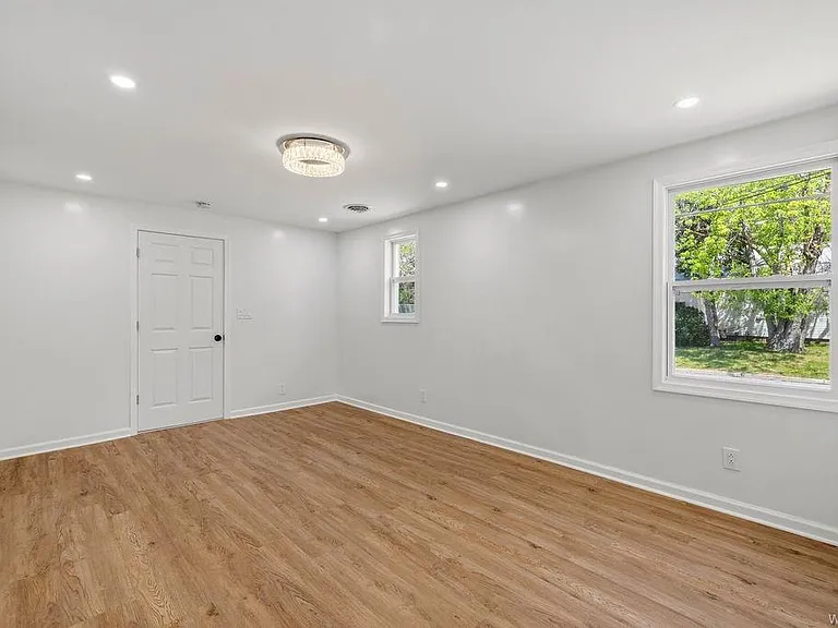 5 Twain Ct #3 — Photo 3