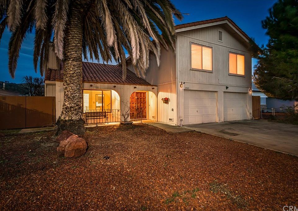 1st image of 12763 Blue Heron Ct