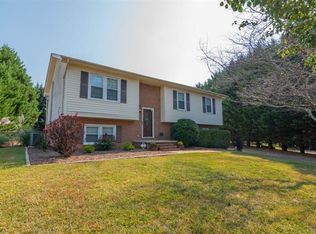 2585 Warlick Ln, Connelly Springs, NC 28612
