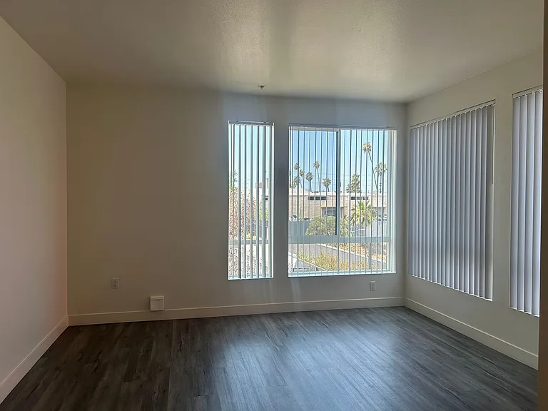 Mission Lofts — Photo 38